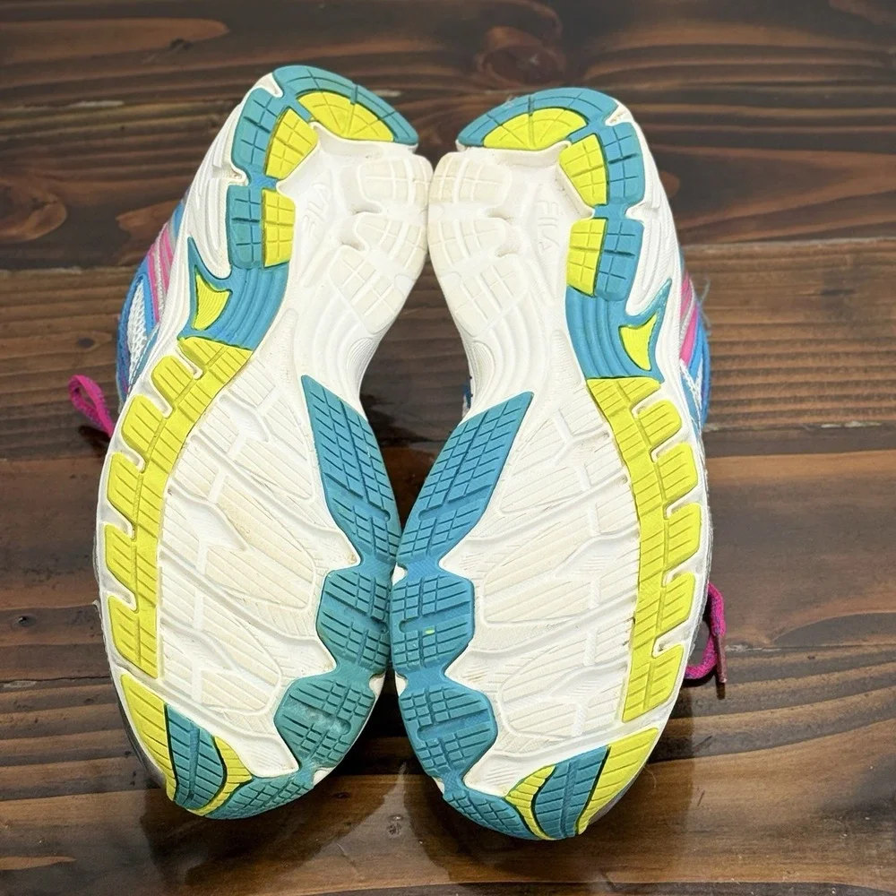 Women's Fila Running Shoes Coolmax with Memory Foam Size 9.5 Blue Silver Pink‎